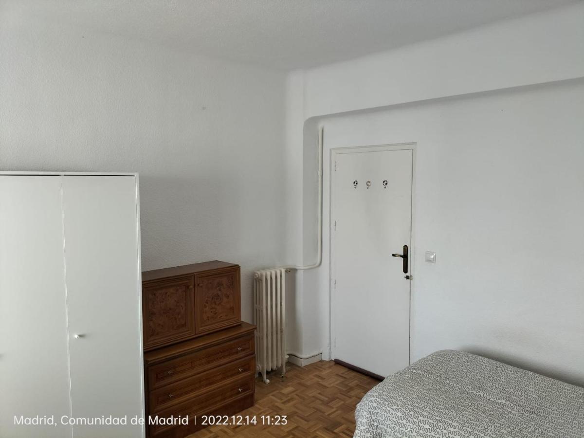 Homestay En Piso Con Bano Y Cocina Compartido Madrid
