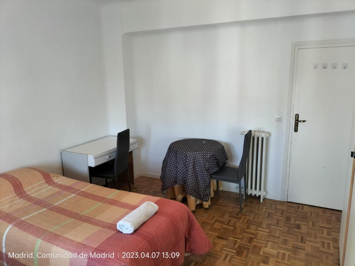 En Piso Con Bano Y Cocina Compartido Homestay *